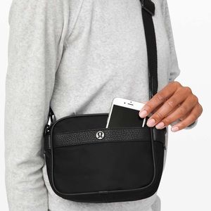 Lululemon Now and Always Crossbody *Mini 3L
